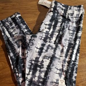 GUESS Multi-Colored Stretch Leggings NWT